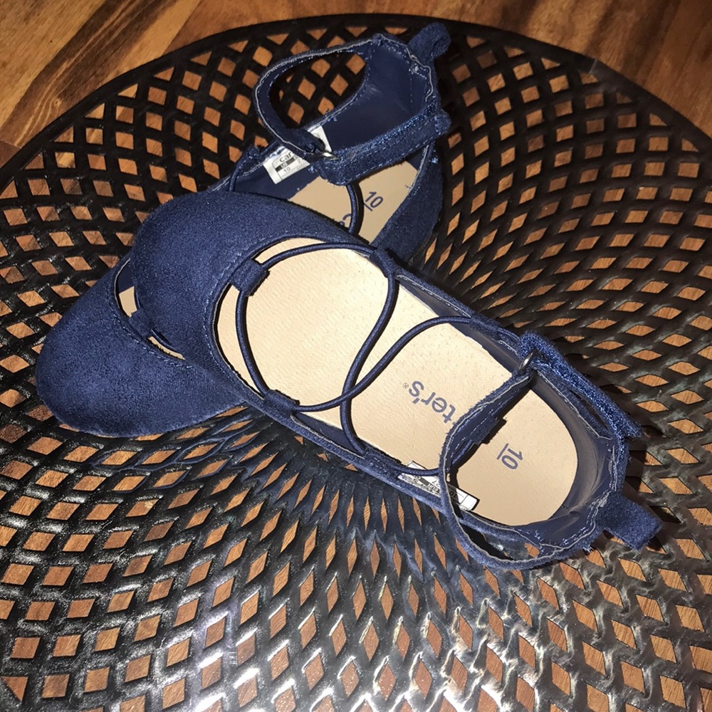 BNWOT Sz 10 Toddler Girls Ballerina Shoes!!